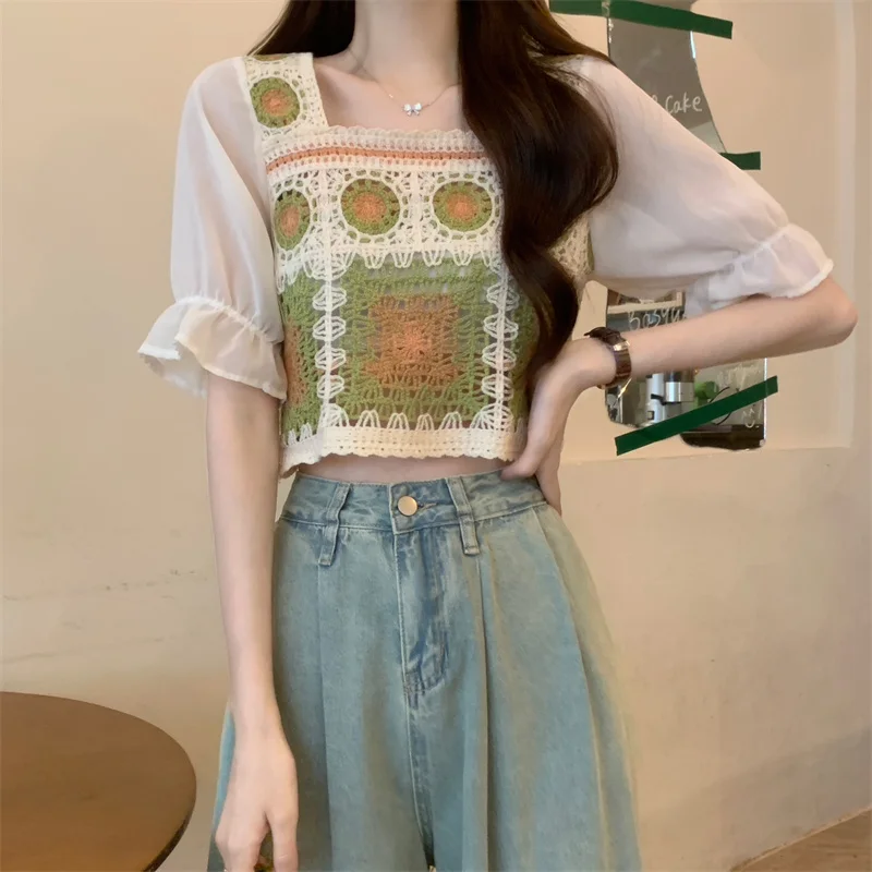 

Korean version of niche design, bubble sleeved chiffon shirt, women's summer hollowed out hook flower, unique and unique short t