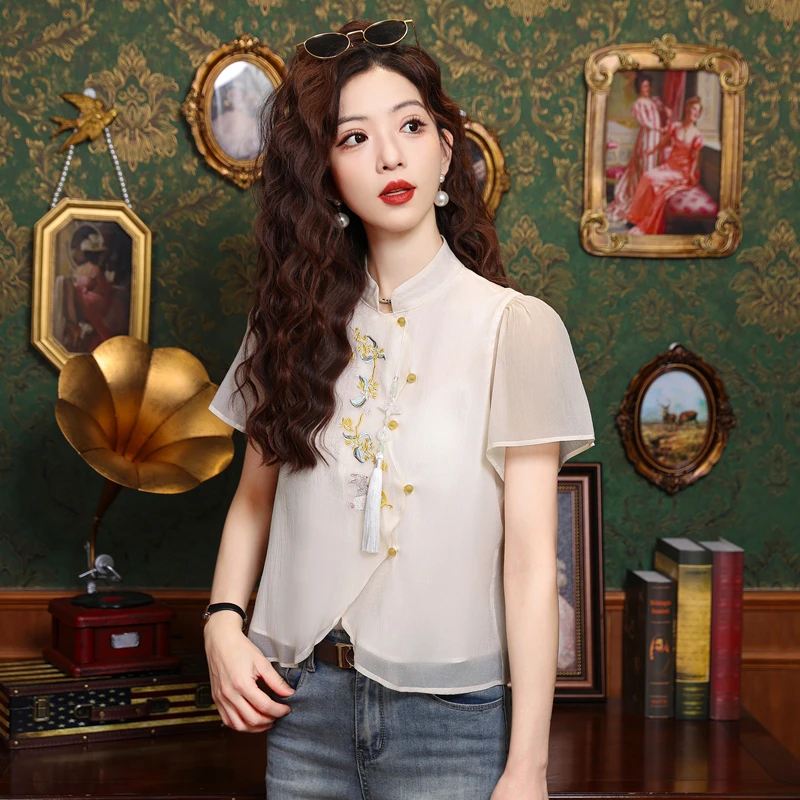 Женская летняя блузка с коротким рукавом и воротником-стойкой