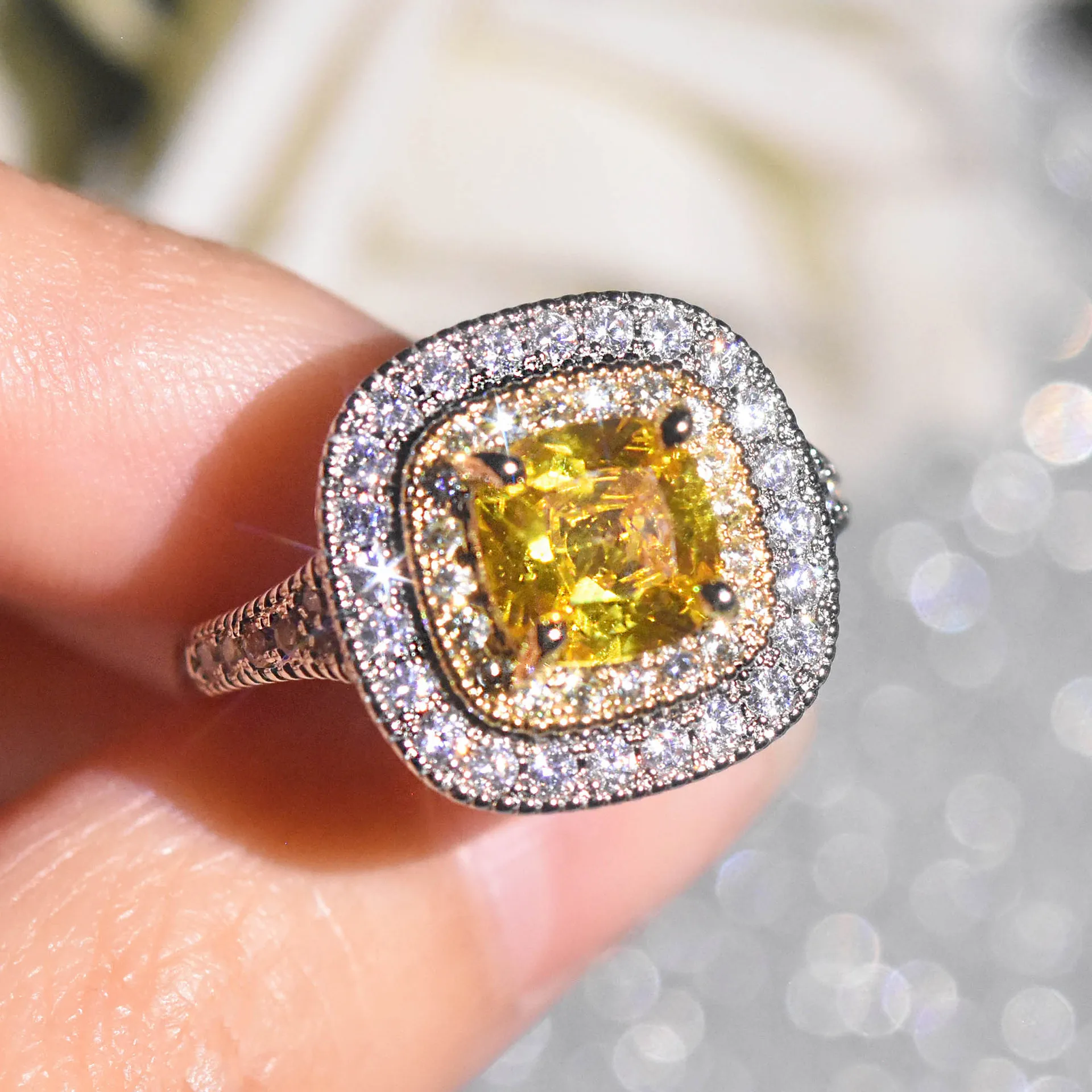 

925 Silver High Quality Moissanite Square Cluster Ring Simulation Yellow Diamond Princess Full Zircon Ring Female jewelry gift