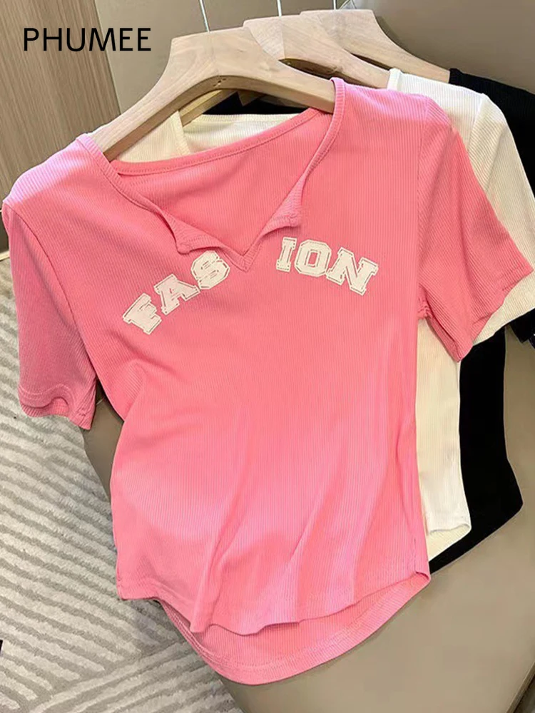 

Футболка женская базовая с коротким рукавом, V-образным вырезом и надписью