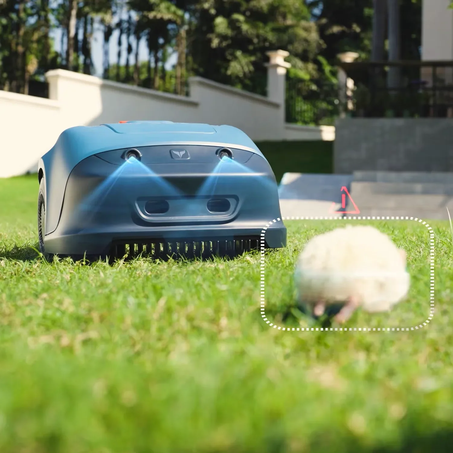 Заводская роботизированная газонокосилка OEM самоходная с GPS-навигацией