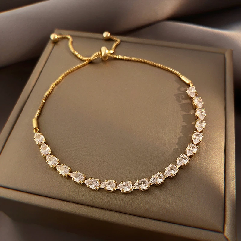 

New Fully Inlaid Rhinestone Adjustable Gold Plated Shiny Women's Bracelet Fashion Droplet Shape Zircon Bracelet Jewelry Gift