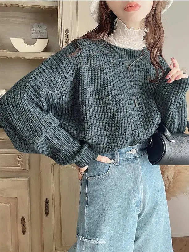 Женский вязаный свитер с круглым вырезом и рукавом-фонариком