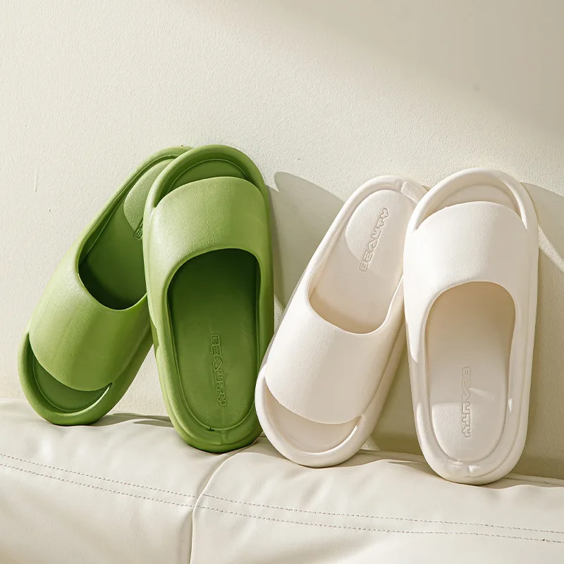 Summer Outdoor Wearing Sandals Women's Bathrooms Lightweight and Simple Indoor Soft Sole Couples Home Casual Slippers Men