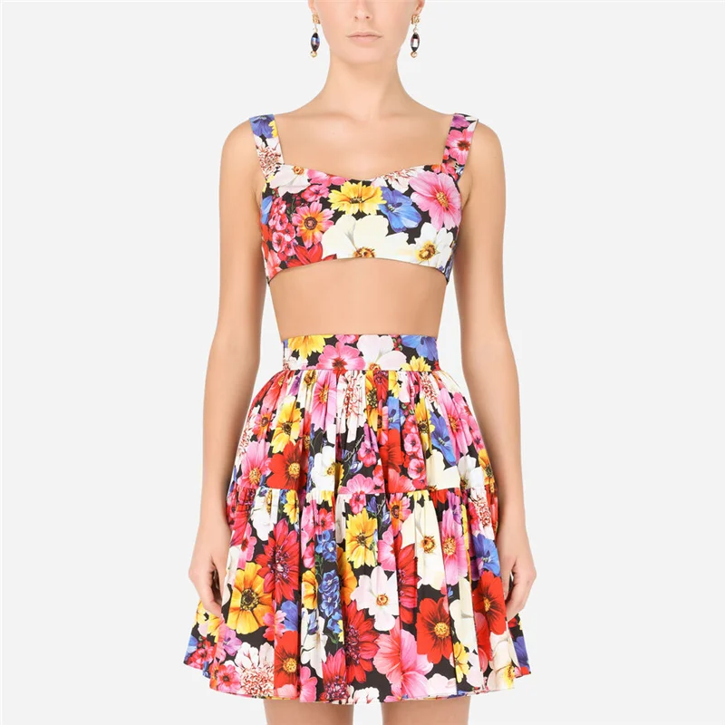 

Big-name summer new cotton printed camisole suit women's fashion small floral A-word high-waisted large-swing short skirt suit