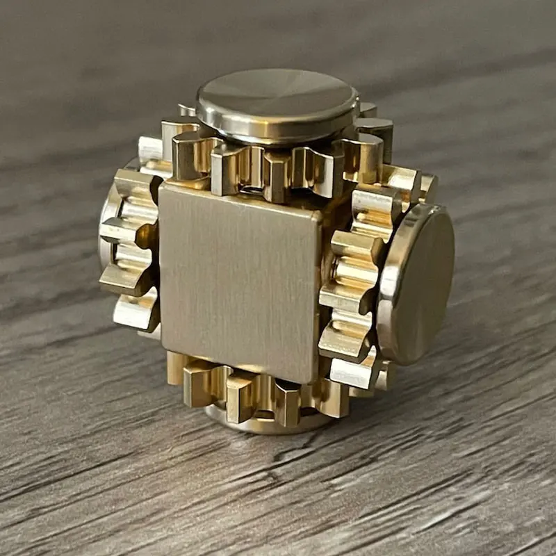 Медный фиджет-спиннер