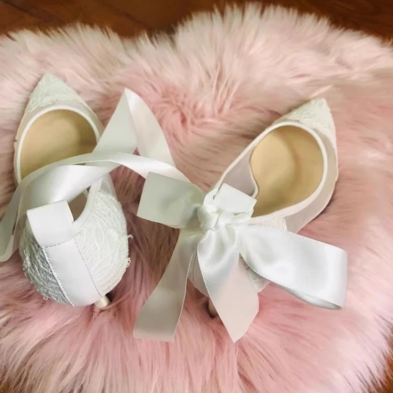 Новые весенне-летние туфли с острым носком Женская сетчатая Свадебная обувь из