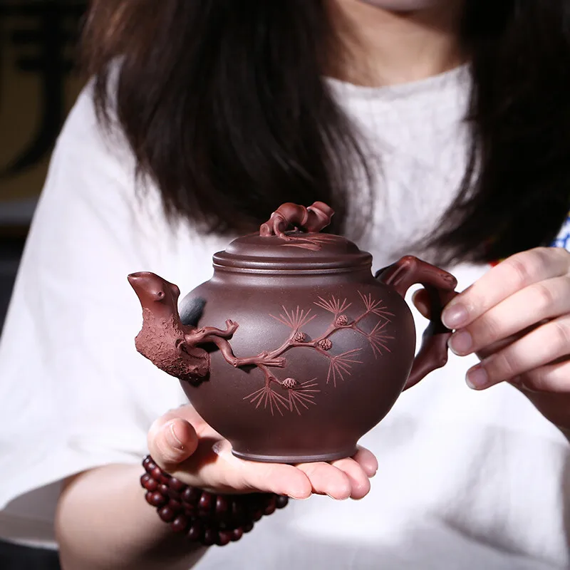 

Yin Fragrant Tea Yixing Purple Clay Pot Famous Pot Dong Lei Chun Full Handmade Pot Household Teapot Tea Set Raw Ore Purple Clay
