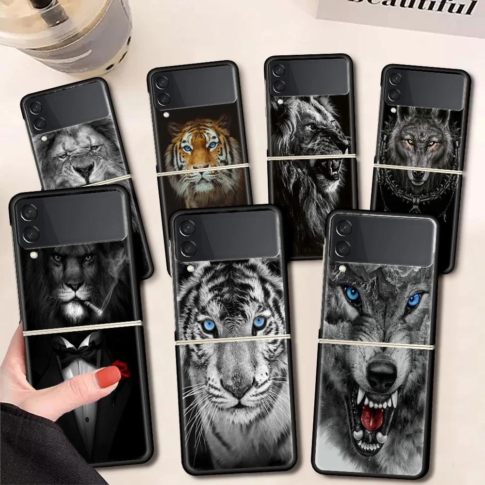 

Wolf Lion Animal Funda Case For Samsung Galaxy Z Flip 3 5G Luxury Z Flip3 Black PC Hard Shockproof Back Phone Coque Capa