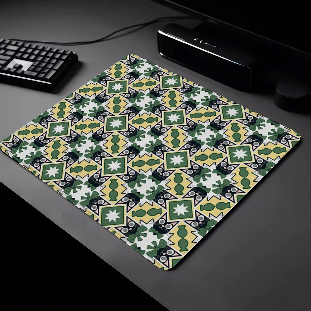 Коврик для мыши маленький игровой коврик необычный с кошками на стол настольный