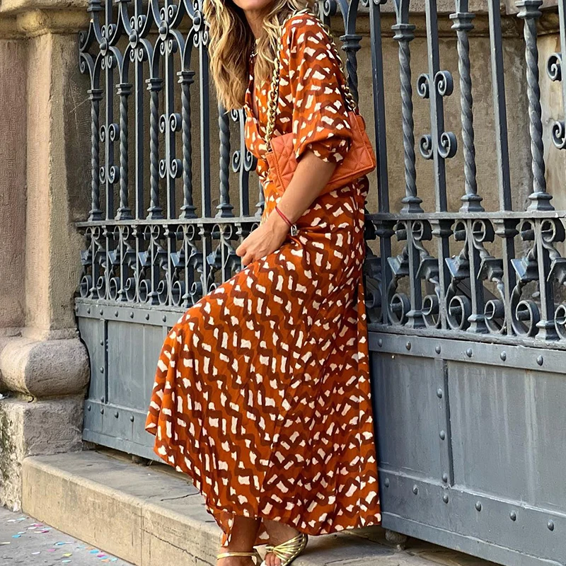 

2022 Retro Beach Holiday Outfits Autumn Boho Ripple Pattern Long Skirts Suits Women V-Neck Shirt Print Party Skirt Two Piece Set