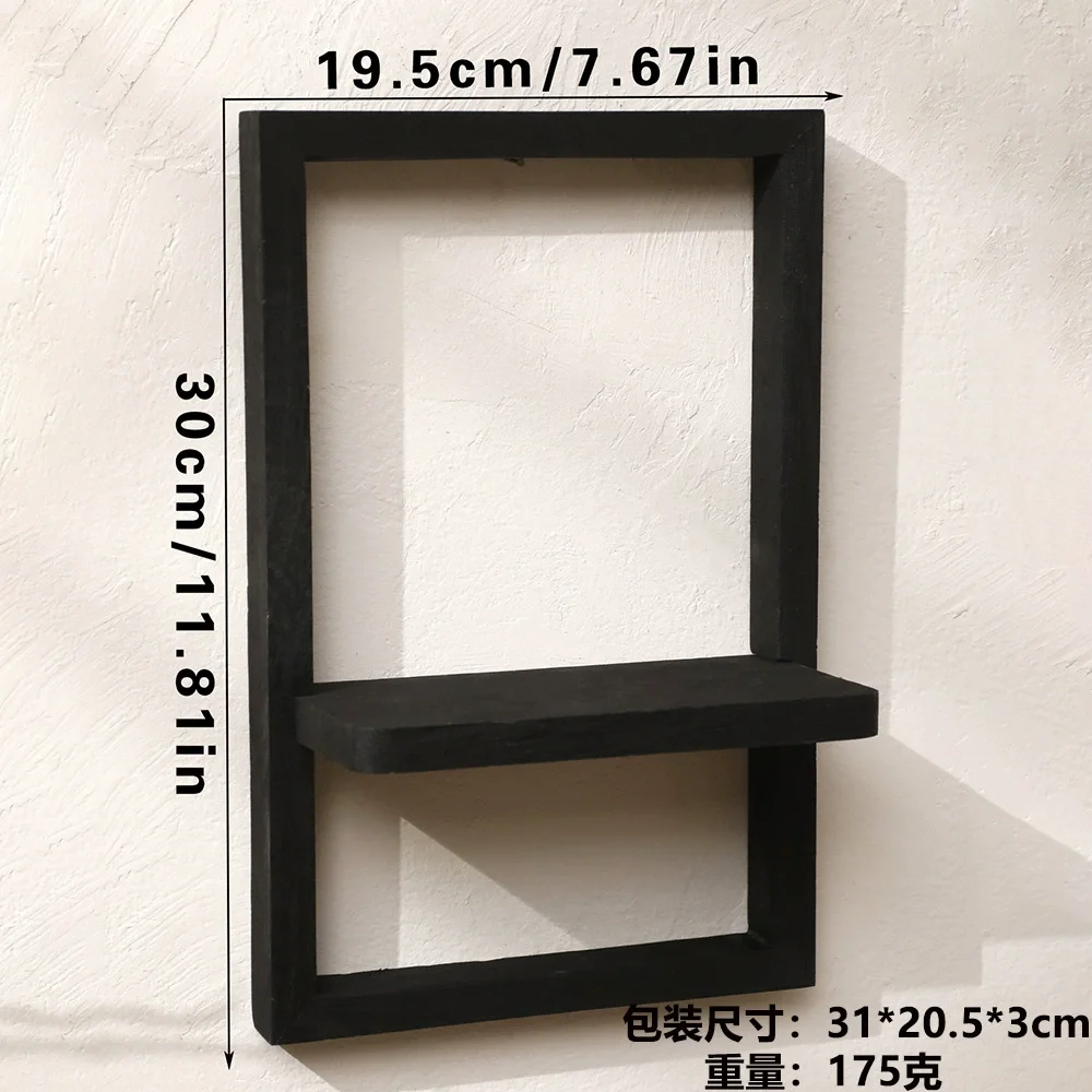 

Деревянная настенная полка для цветов