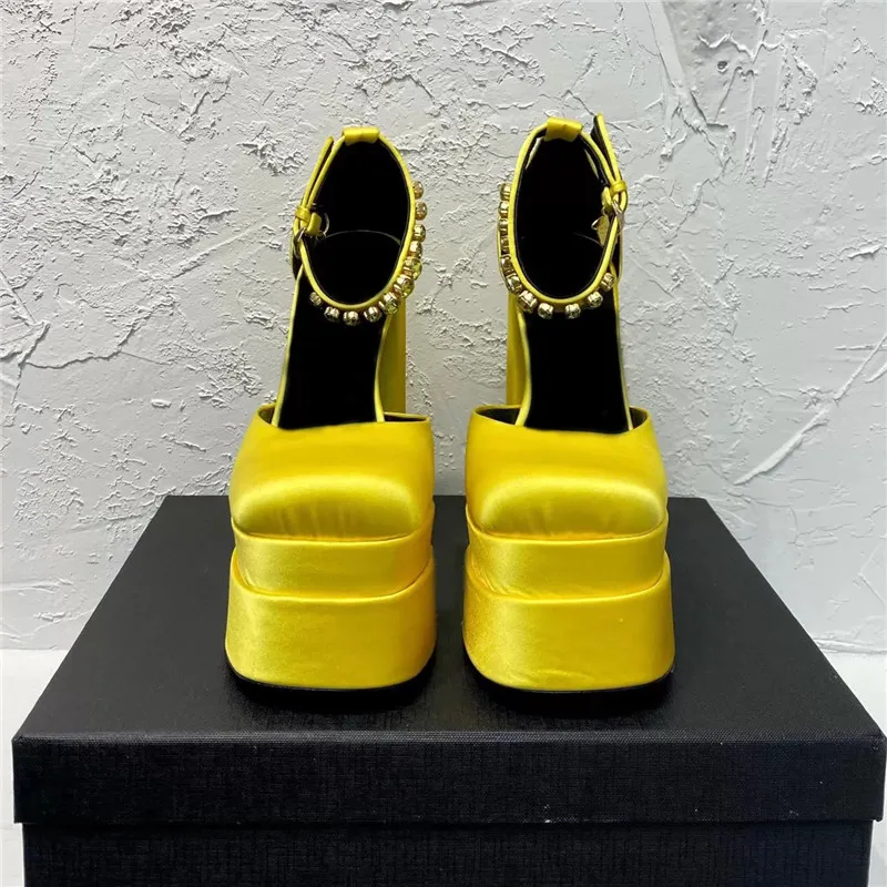 Fashion Woman High Heel Shoes Cover Toe Rhinestone Crude Heel Outdoor Party Sandals Thick Bottom Silk Summer Women Sandals Sexy