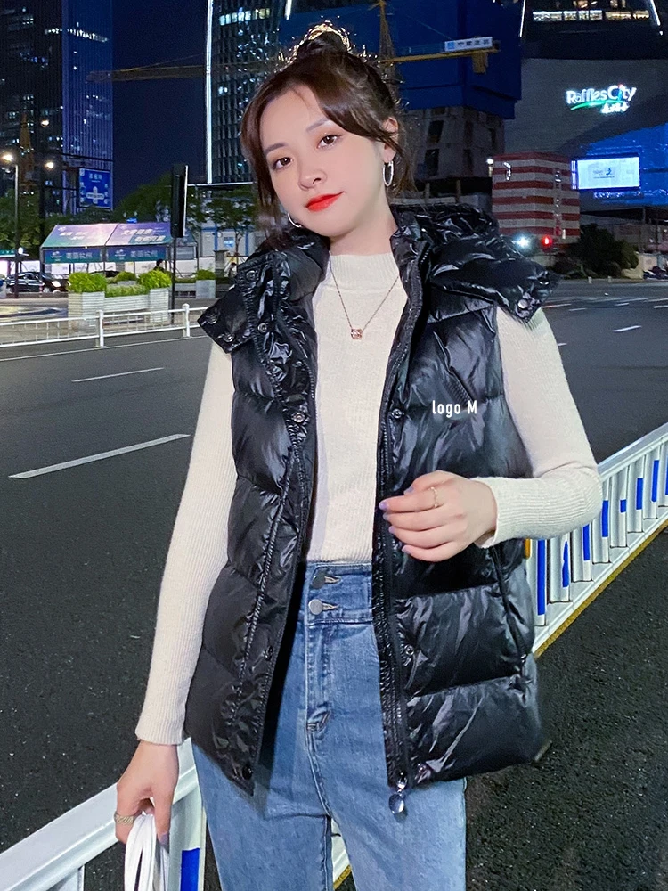 European M House 2022 Winter New Fashion Down Vest Women with Luxury Jacket Couples with Thick Vest Vest Wear Tide