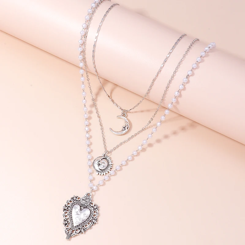 

European And American Elegant Pearl Necklace Multilayer Chain Sun Moon Hearts Pendants Necklaces for Women Statement Jewelry