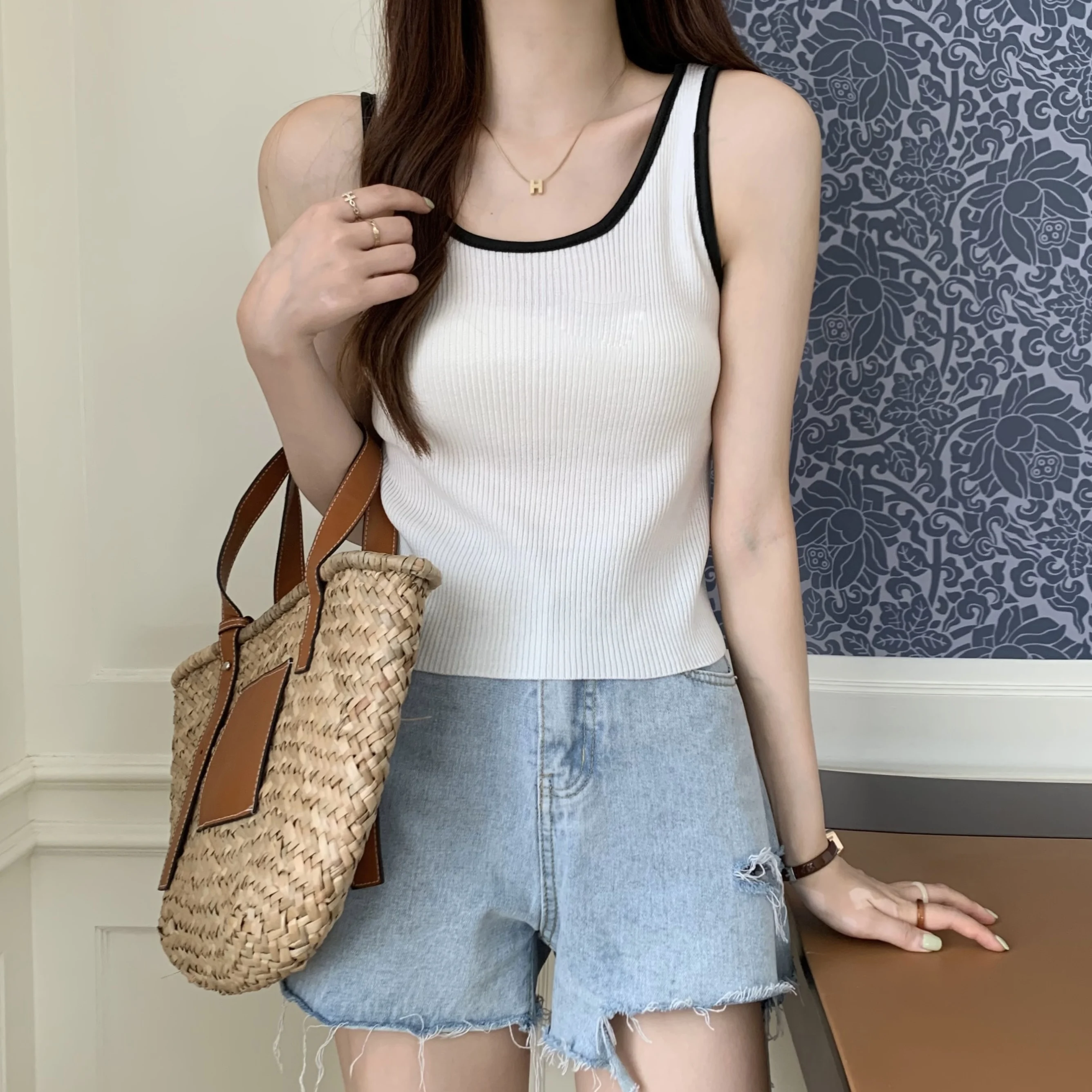 

Camisole women's summer outer wear with chest pad tube top design beautiful back sleeveless top color matching broadband