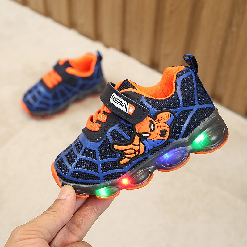 Outdoor Lightweight Boys' Running Shoes with LED Illuminated Children's Cartoon Design and Breathable Mesh Casual Children's