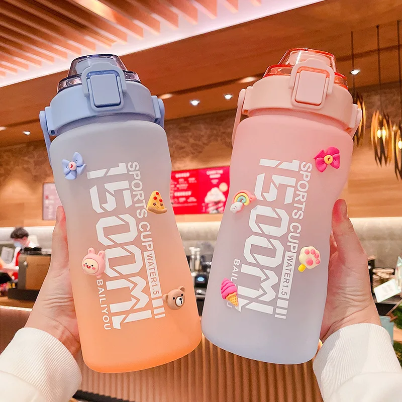 

2L Water Bottle Large Capacity Plastic High Temperature Leakproof Straw Cup Time Scale Outdoor Sports Travel Student Couple Mug
