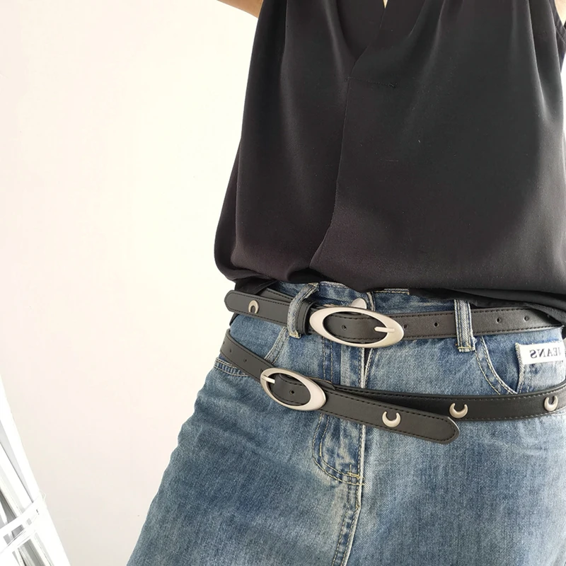 

Retro Oval Circle Buckle Crescent Moon Rivet Belt Women Vintage Gothic Skirt Jeans Decorative Waist Belt Casual Black Waistband
