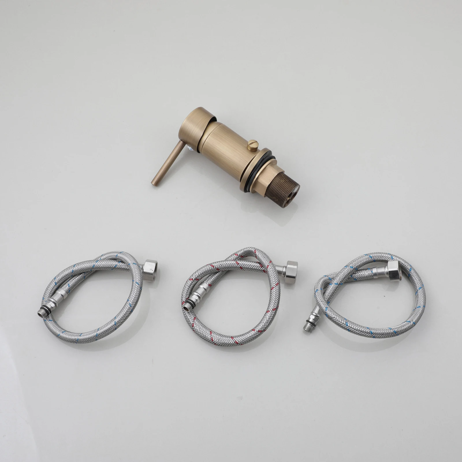 

Античный латунный смеситель KEMAIDI для биде, контрольный клапан горячей и холодной воды для ванны, переключатель, смесительный клапан для туалета, крепление на раковину