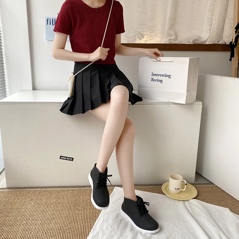 Women's Rain Boots Short Tube Korean Lace Up Flat Rain Shoes Cute Adult Women's Rainshoes Waterproof Non-Slip Rubber WadingShoes