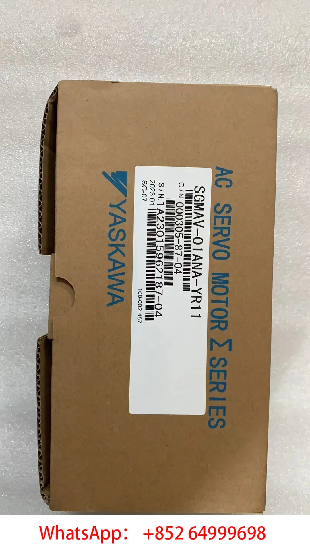 SGMAV-01ANA-YR11 Совершенно новый серводвигатель SGMAV 01ANA YR11