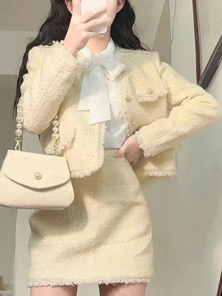 

Зимний желтый милый комплект из двух предметов, женский элегантный мини-юбка в Корейском стиле, Женский шикарный праздвечерние чный костюм с юбкой с длинным рукавом, 2023