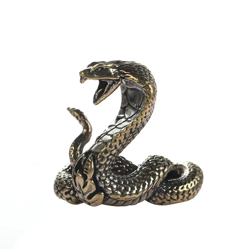 

Статуэтка кобры из латуни