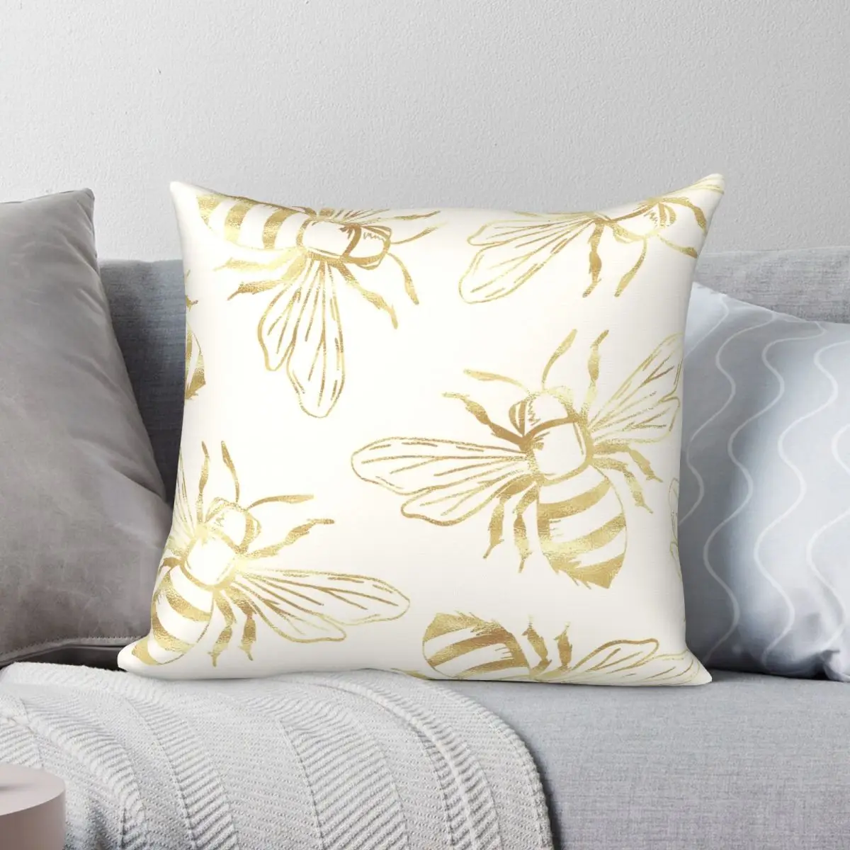 Beautiful Creamy Golden Bees Pillowcase Polyester Linen Velvet Printed Zip Decor Home Cushion Cover Wholesale