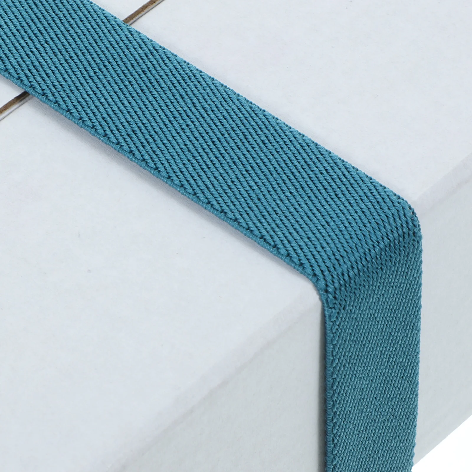 

Supplies Lunch Box Black Lunch Container Straps Fixing Convenient Food Portable