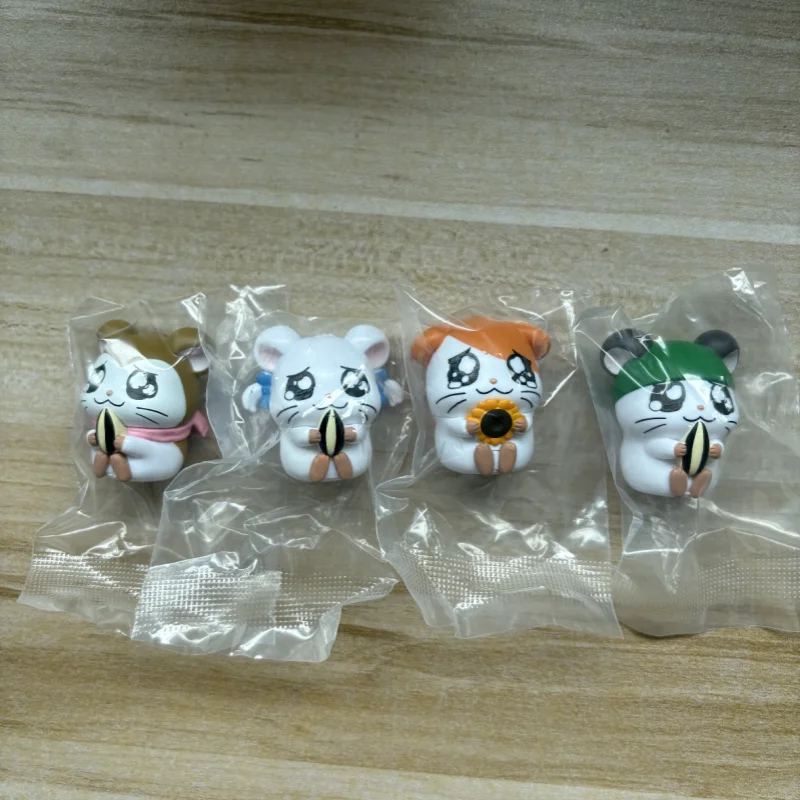 Фото Коллекционная фигурка-хамстер Bandai Namco Gashapon Hamtaro Vol 02 с семенами подсолнуха, настольное украшение №3