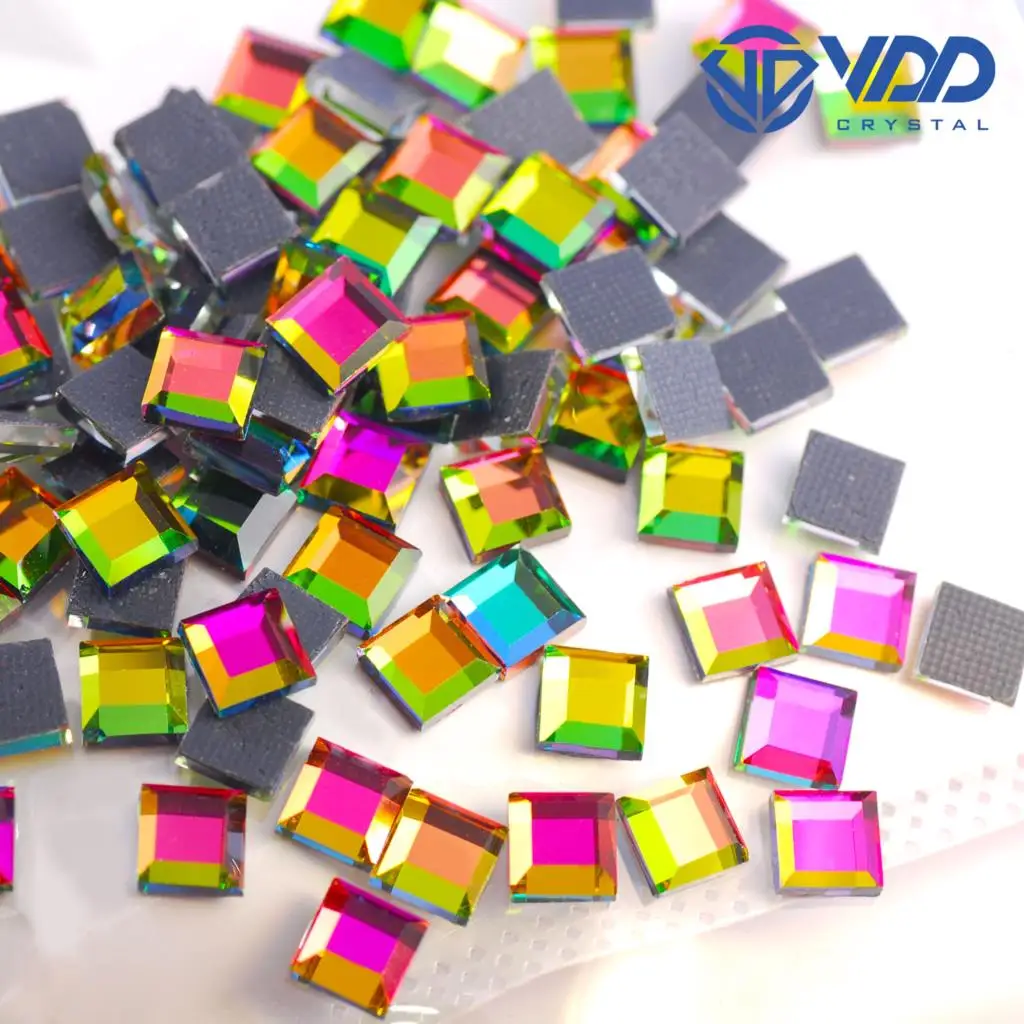 

Квадратные стеклянные стразы горячей фиксации 6x6 мм, 50 шт./200 шт., кристаллы AB с плоской задней стороной, камни для одежды, аксессуары, сумка дл...