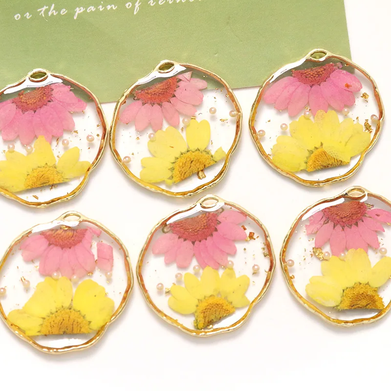 

DIY Jewelry Findings 10pcs 34*32mm Epoxy Resin Geometry Dry Flower Charms Fit Ornament Accessories Earring Necklace Pendants