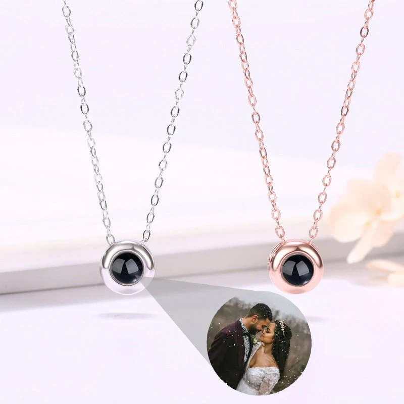 Personalized Photo Projection Necklace To Lover with Circle Shape Custom Projection Photo Anniversary Valentine's Day Gift