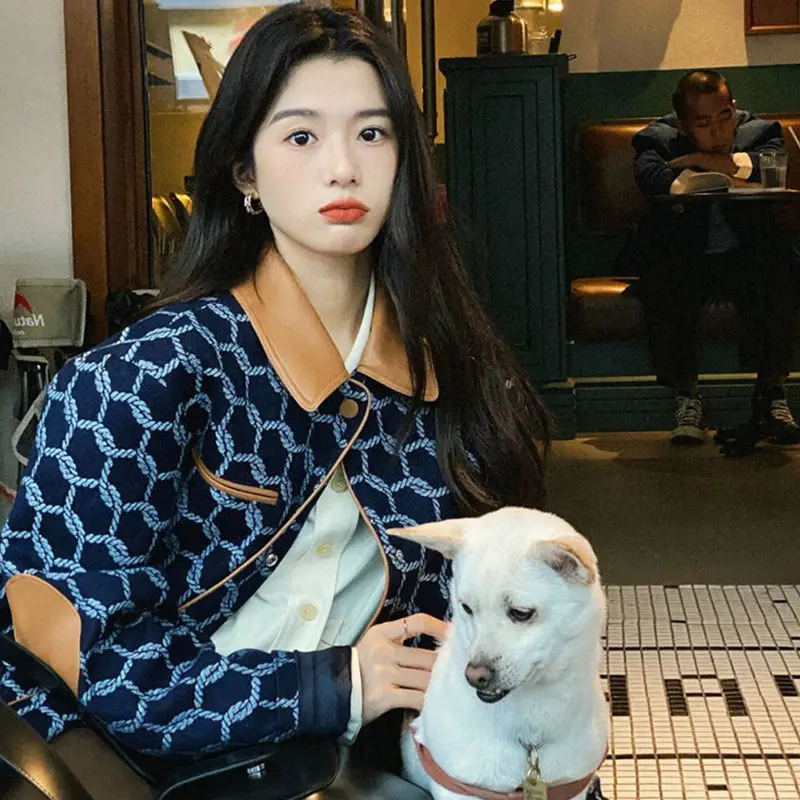 Женская бейсбольная куртка с отложным воротником |