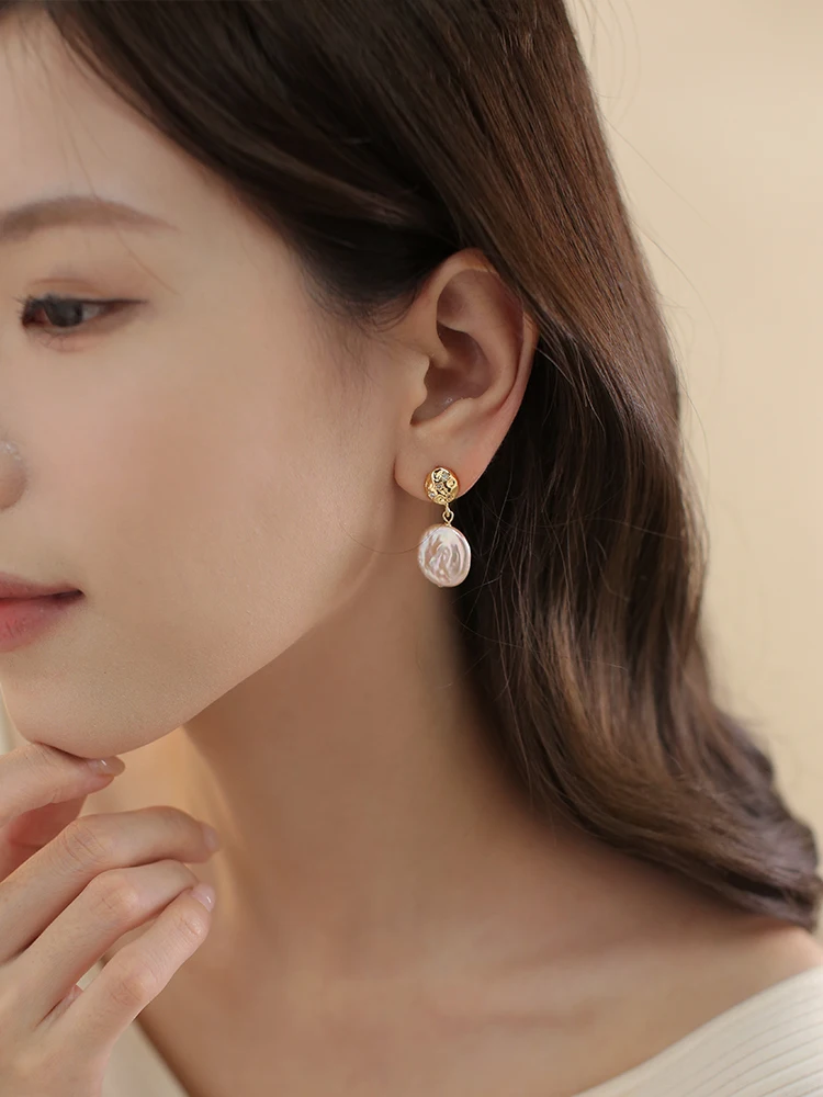 Серьги с натуральным жемчугом в стиле барокко женские легкие роскошные серьги