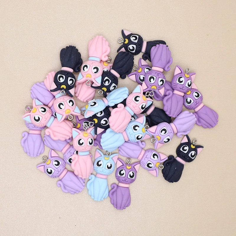 Wholesale 100pcs/pack Cat Charms Bulk Resin Flatback Cute Cartoon Earring Keychain Pendant Findings Diy For Jewelry Making
