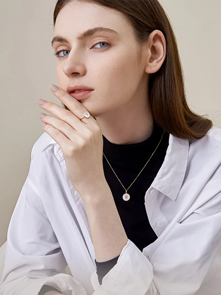 Ma Junyan Same Sle Глубоководное белое ожерелье с подвеской в виде рябчика и буквы