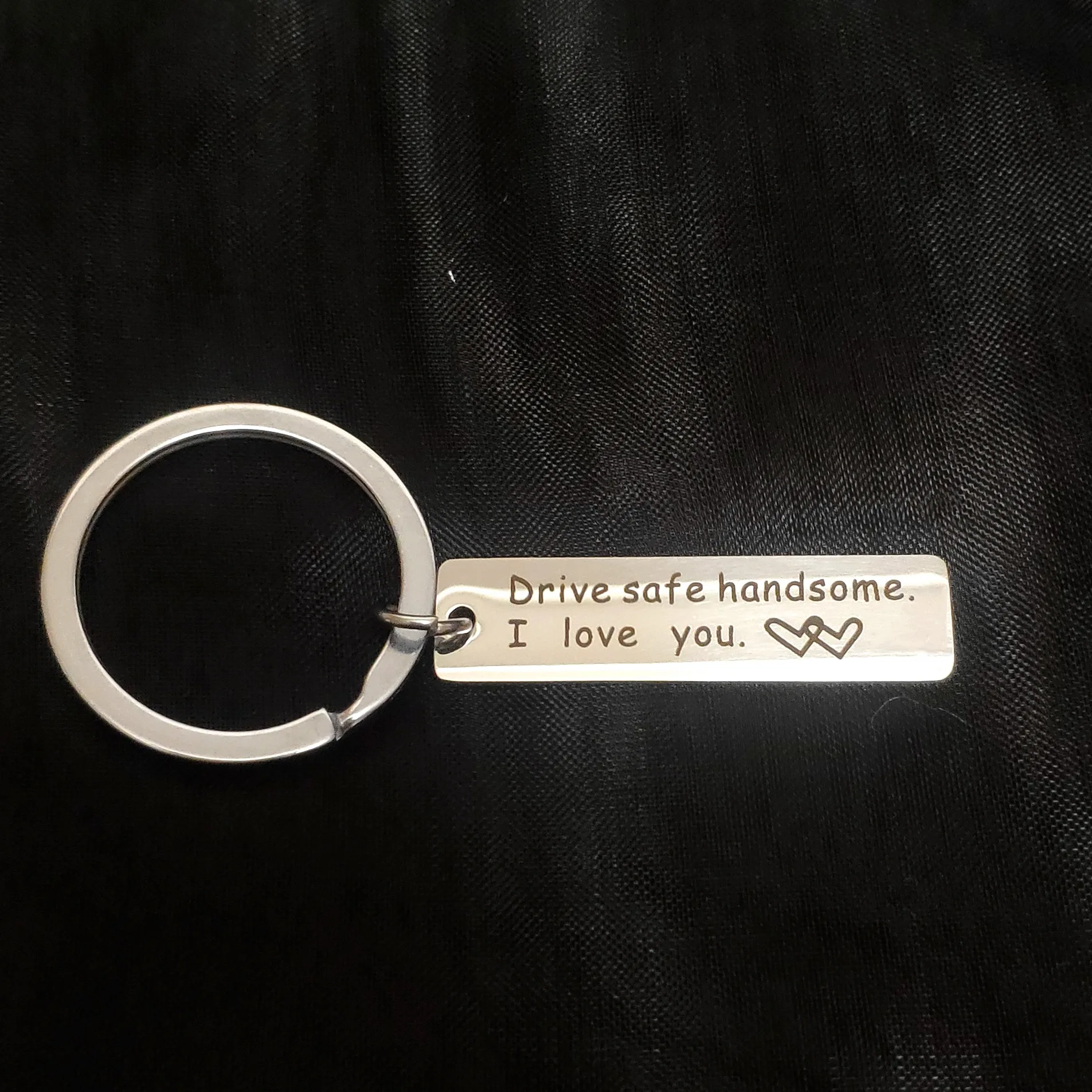 

Birthday Gift for Husband Stainless Steel I Love You Keys Holder Valentine's Day Keyring Creative Ornaments Keychain Car Lanyard