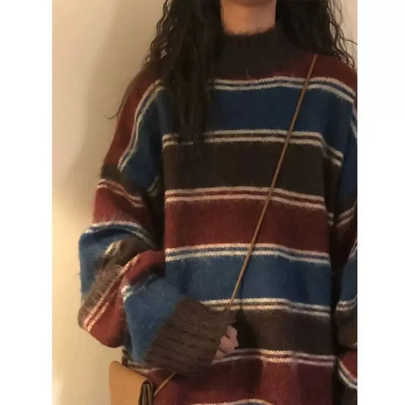 Рисунок 4 - Джемпер женский в полоску