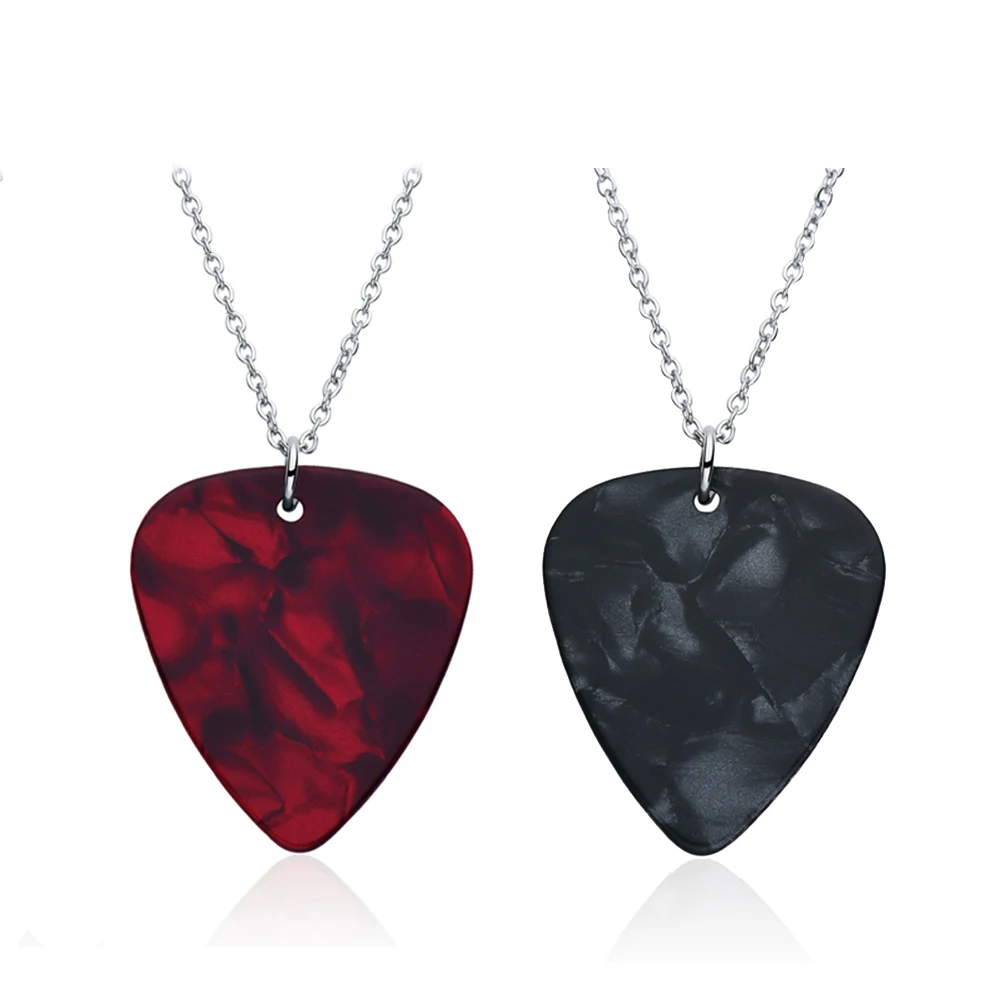 

Horror Film Hellfire Club Necklace Eddie Munson Guitar Pick Pendant Necklace for TV Drama Fans Friend Gift