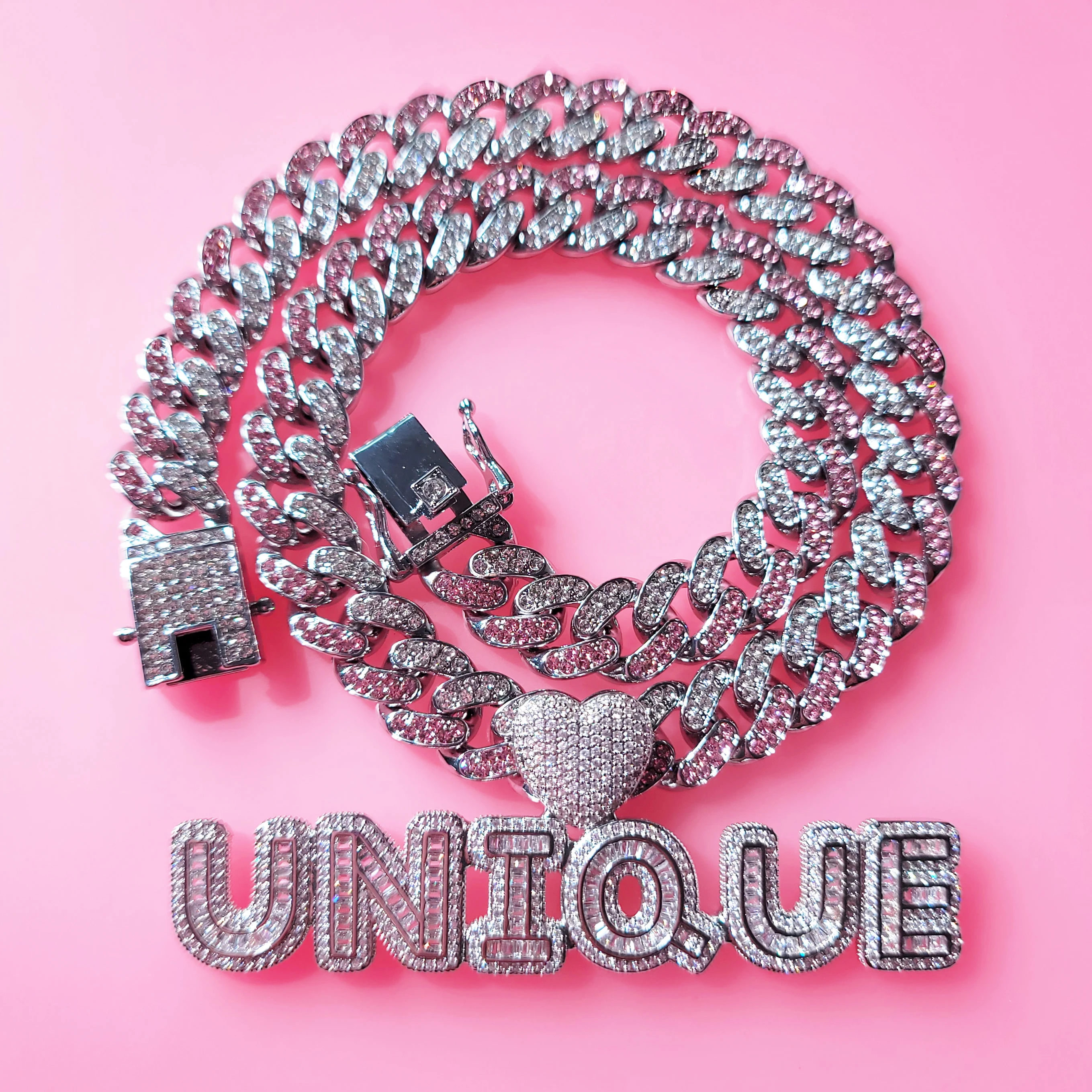 Icy Baguette Letters Nameplate with Heart Bail Custom Name Chain, Popular Personalized Women's Jewelry, Birthday Gifts for Her