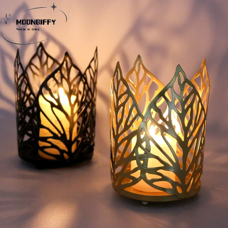 

Smeedijzeren Goud Oude Holle Blad Kaarshouder Home Decoratie Kandelaar Ornamenten Bruiloft Props Ambachten