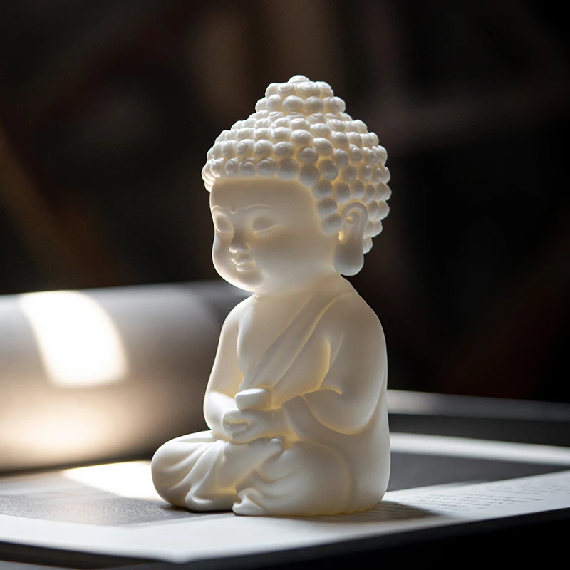 

On the big day of Zen, the Tathagata are small ornaments home ceramic Buddha statues car-mounted tea pet decorations Religious