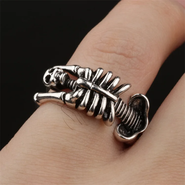

New Hot Sale Cross-Border European and American Exaggerated Skull Alloy Open Ring Index Finger Tail Men and Women Factory