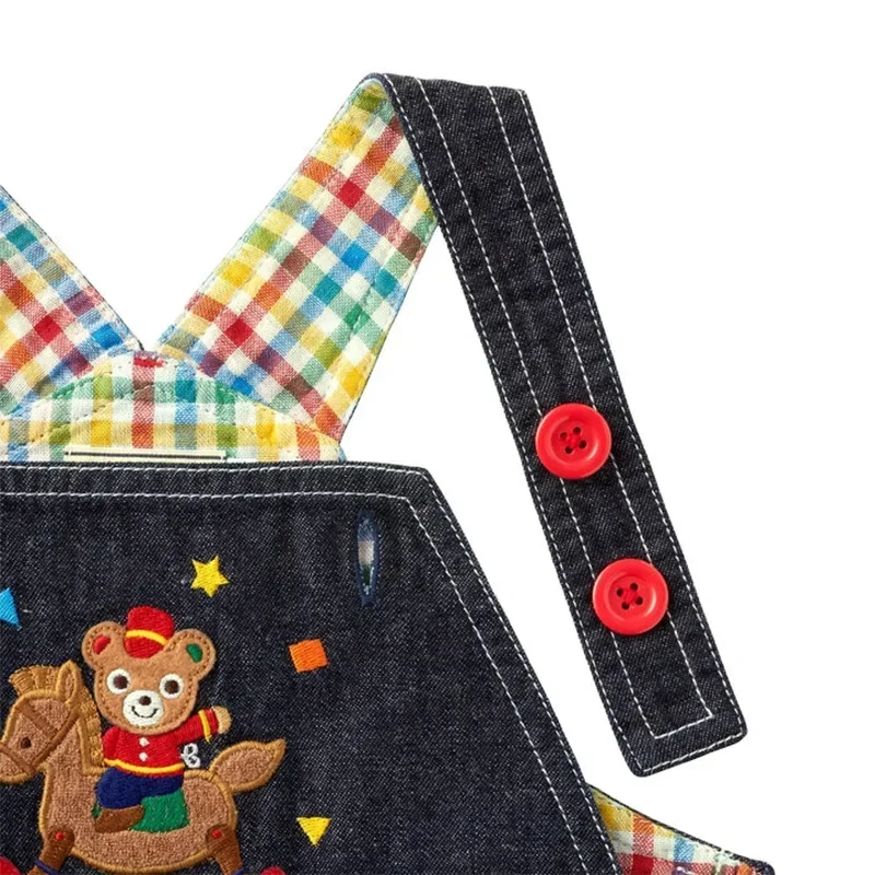 Детский джинсовый комбинезон с вышивкой на бретелях