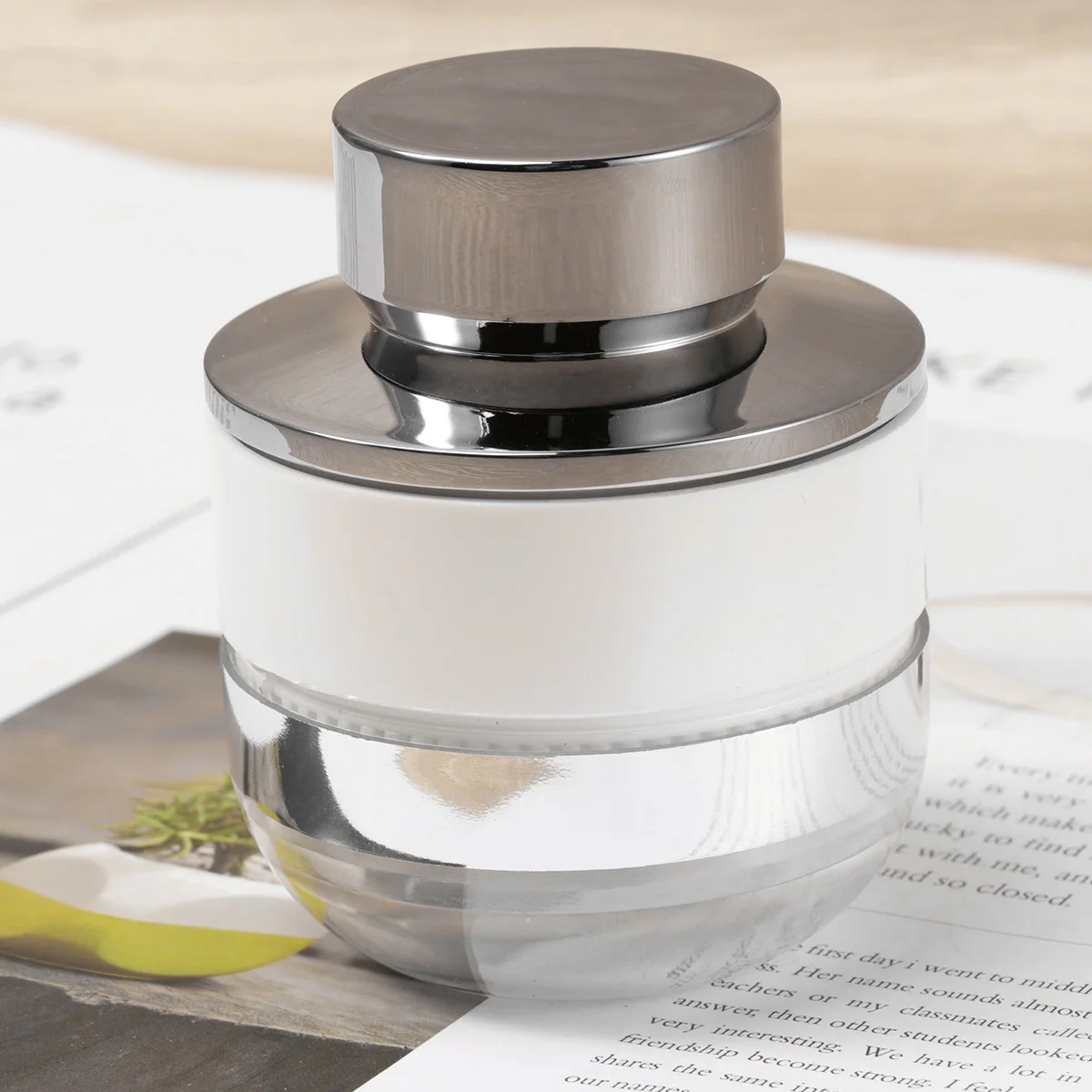 

Container Containers Makeupsmall Box Travel Jars Puff Body Lidspowdery Jar Face Cake Empty Case