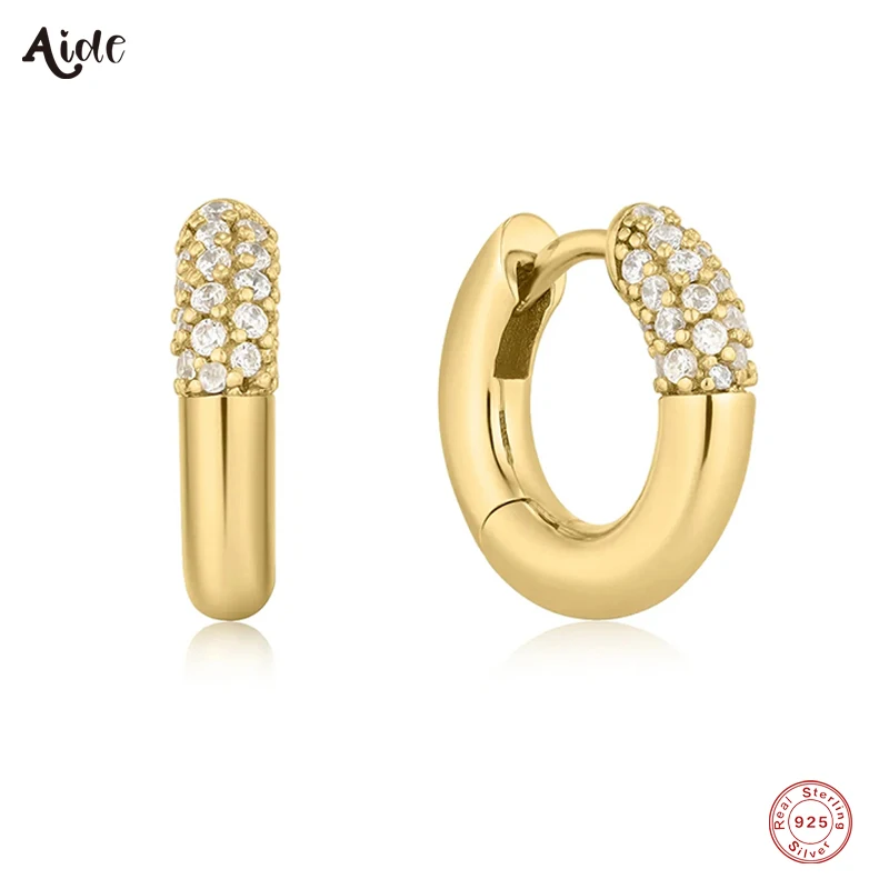 

Женские серьги-кольца из серебра 925 пробы с белым цирконом