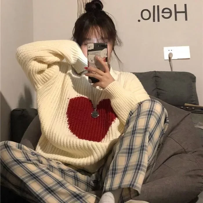 

2021 Winter New Sweet Heart-shaped Pattern Sweater Vintage Harajuku Style Full Sleeve Pullovers Loose Knitting Casual Sweater