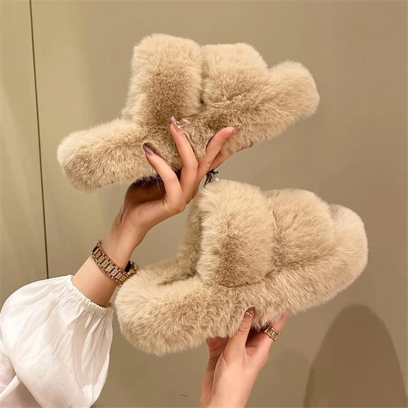 

Women Fashion Warm Fluffy Slippers Cozy Faux Fur Indoor Floor Slides Flat Soft Furry Ladies Female Celebrities Flip Flops